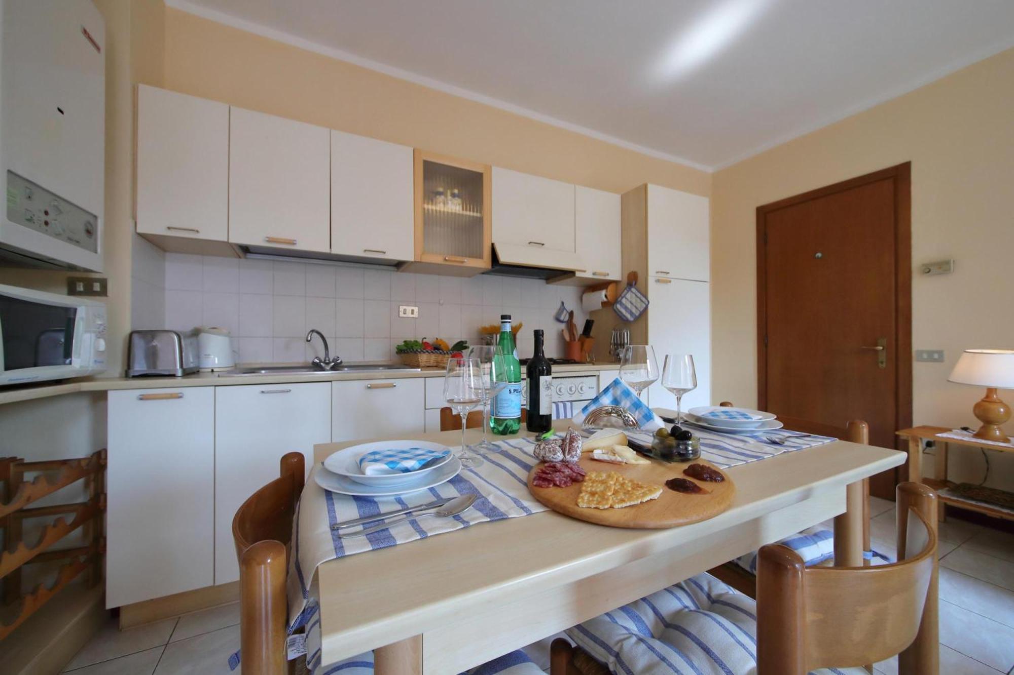 Petalo Bianco 100M From Lake - Happy Rentals Бавено Экстерьер фото